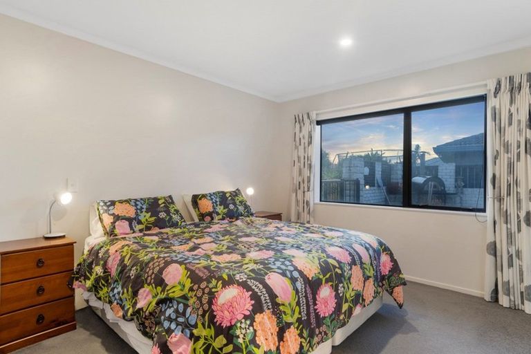 Photo of property in 9 James Henry Avenue, Papamoa Beach, Papamoa, 3118