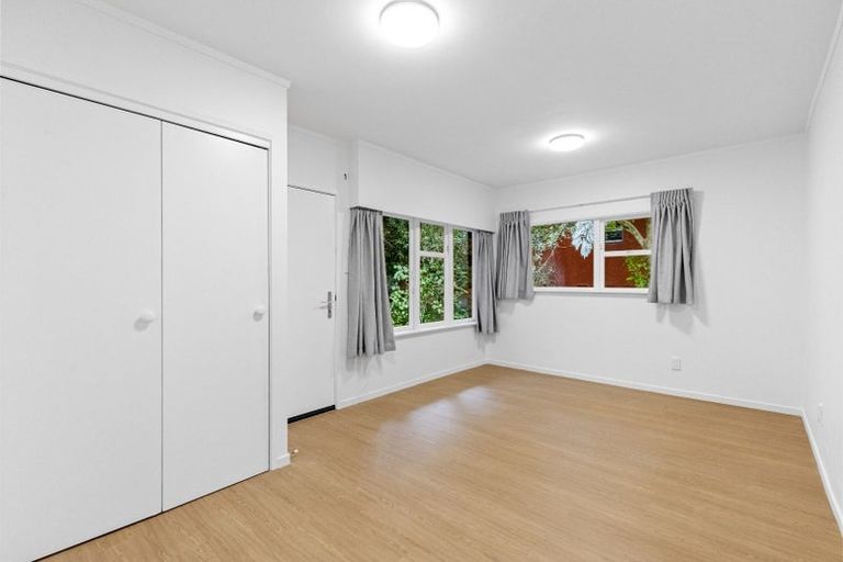 Photo of property in 231 Portage Road, Green Bay, Auckland, 0604