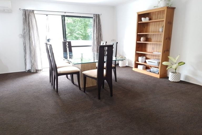 Photo of property in 16 Helen Ryburn Place, Torbay, Auckland, 0630