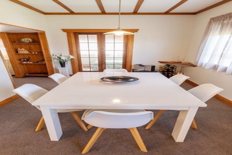 Photo of property in 11 Seyton Street, Stratford, 4332