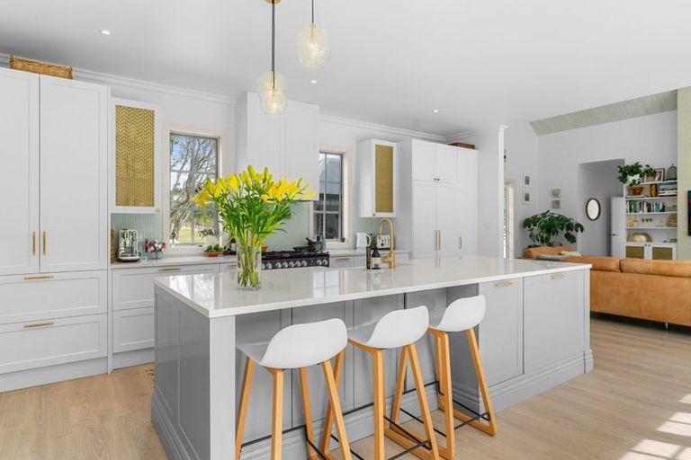 Photo of property in 615 Cove Road, Waipu, 0582