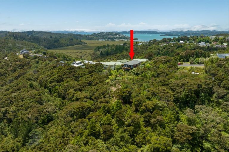 Photo of property in 33 Hihitahi Rise, Paihia, 0200