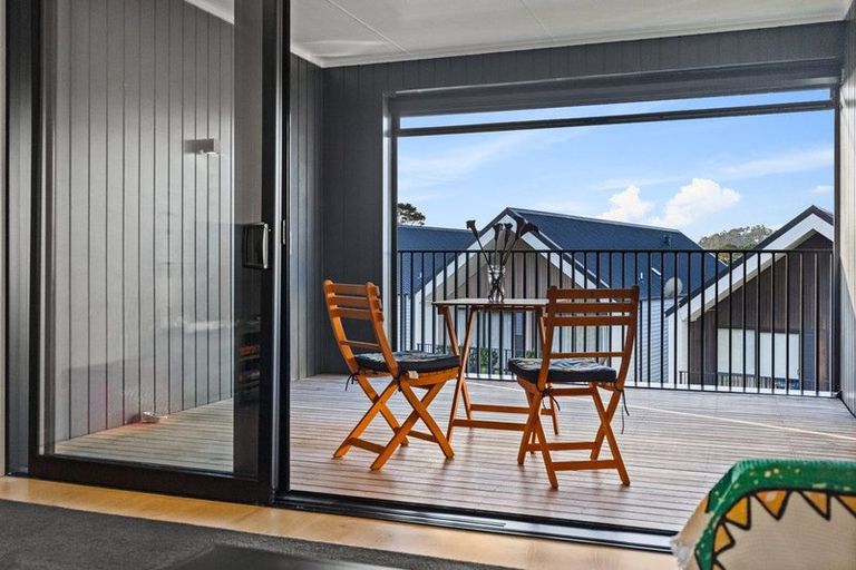 Photo of property in 86 Rangihina Road, Hobsonville, Auckland, 0616