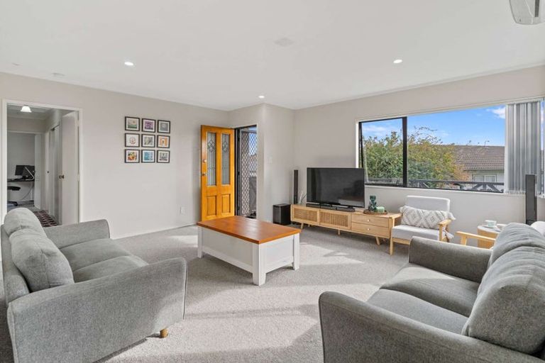 Photo of property in 1/67 Charntay Avenue, Clover Park, Auckland, 2019
