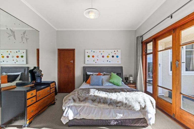 Photo of property in 236 Kennedy Road, Onekawa, Napier, 4110