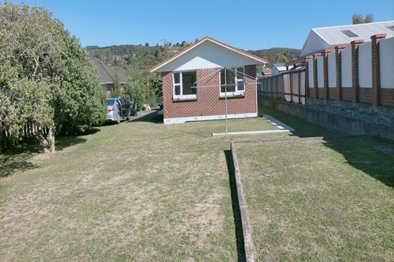 Photo of property in 59 Kashmir Avenue, Clouston Park, Upper Hutt, 5018