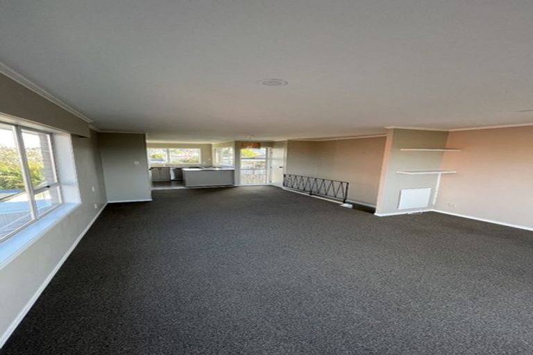 Photo of property in 5/60 West Coast Road, Glen Eden, Auckland, 0602