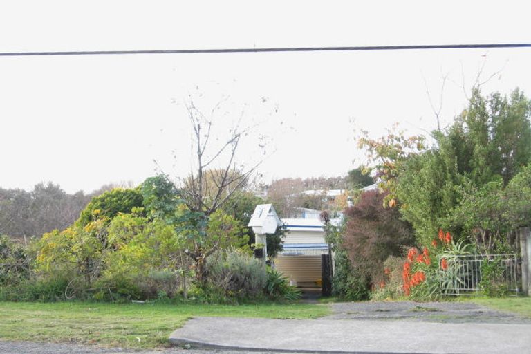 Photo of property in 8 Tui Road, Raumati Beach, Paraparaumu, 5032