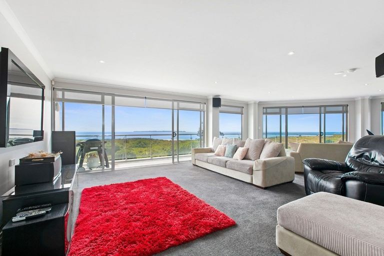 Photo of property in 10/898 Papamoa Beach Road, Papamoa Beach, Papamoa, 3118