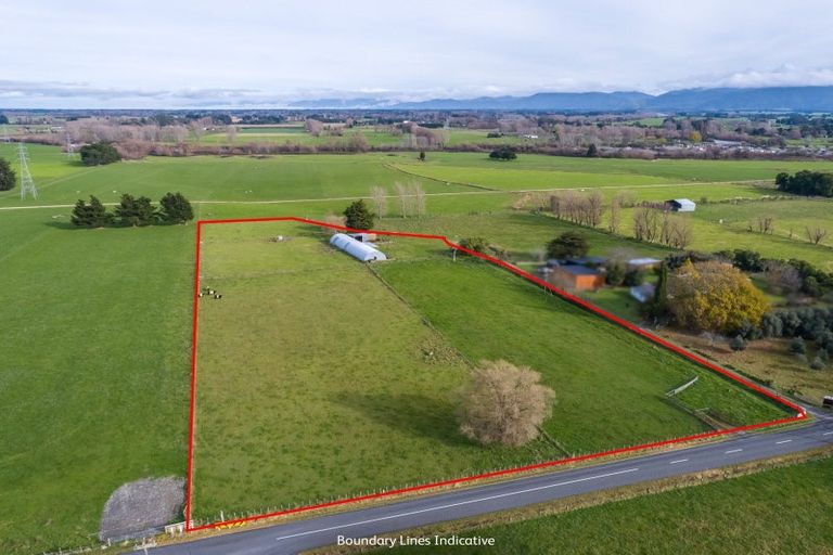 Photo of property in 128 Waihakeke Road, Waihakeke, Carterton, 5792