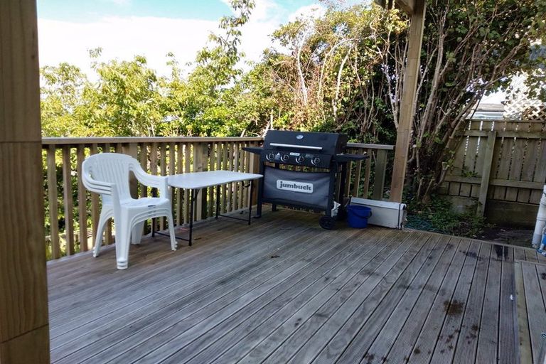 Photo of property in 49 Ponsonby Road, Karori, Wellington, 6012