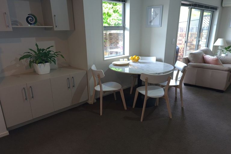 Photo of property in 80 Trafalgar Street, St Albans, Christchurch, 8014