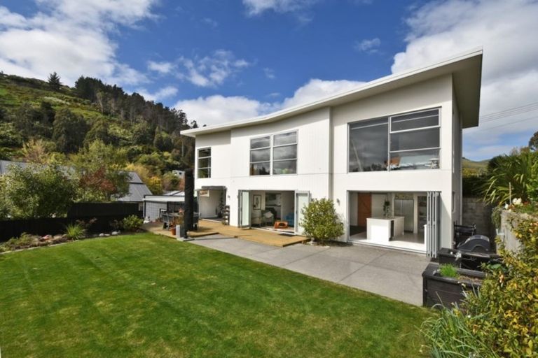 Photo of property in 3 Maurice Knowles Lane, Cashmere, Christchurch, 8022
