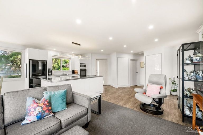 Photo of property in 22 Mcleod Street, Elderslea, Upper Hutt, 5018