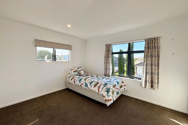 Photo of property in 1a Kipax Place, Riccarton, Christchurch, 8011