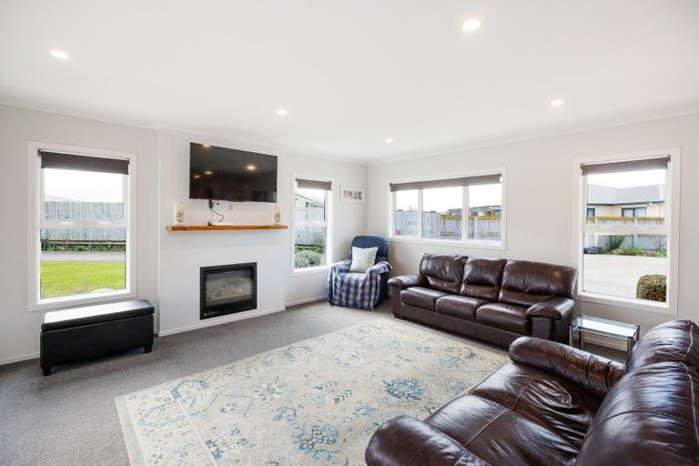 Photo of property in 13 Roots Street East, Feilding, 4702
