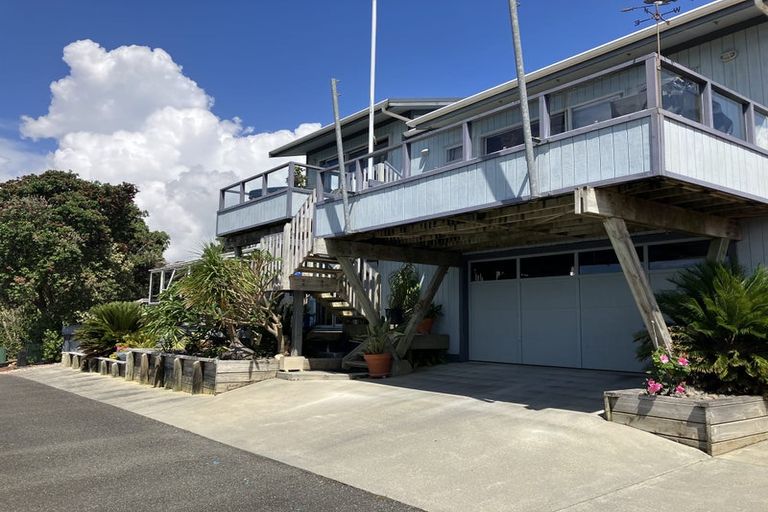 Photo of property in 43 Stratford Drive, Cable Bay, 0420