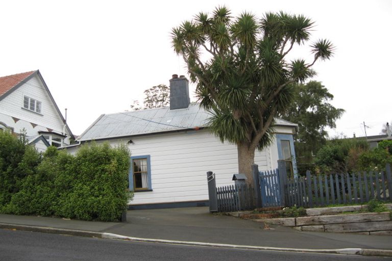 Photo of property in 2 Carnarvon Street, Belleknowes, Dunedin, 9011