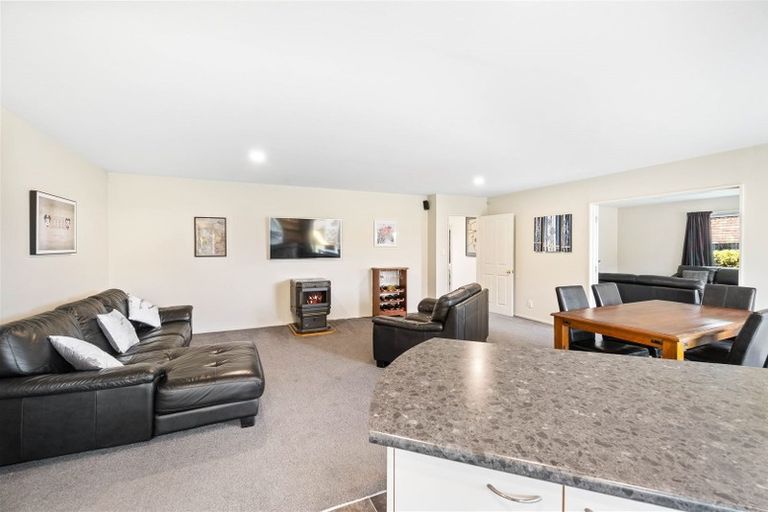 Photo of property in 3 Glencullen Drive, Casebrook, Christchurch, 8051
