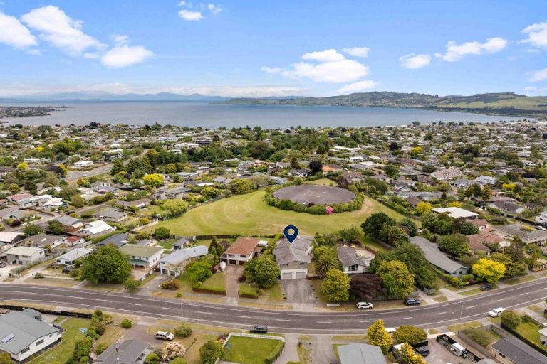 Photo of property in 91 Tamatea Road, Taupo, 3330