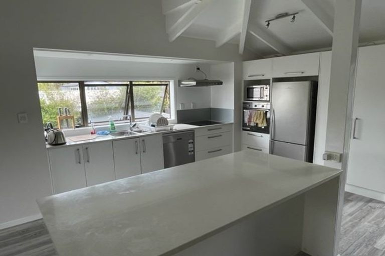 Photo of property in 4 Motuora Road, Manly, Whangaparaoa, 0930