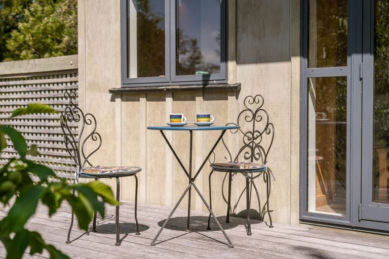 Photo of property in 8 Hawkins Drive, Martinborough, 5711