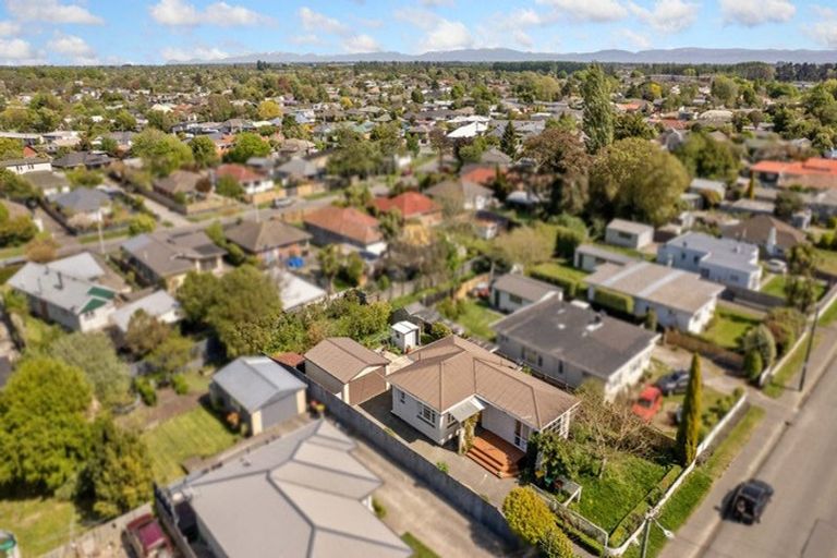 Photo of property in 325 Hills Road, Mairehau, Christchurch, 8013