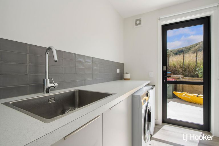 Photo of property in 34 Tohora View, Waihi Beach, 3611