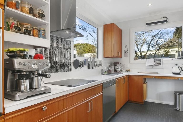 Photo of property in 1 Gamma Street, Belleknowes, Dunedin, 9011