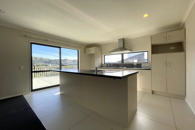 Photo of property in 36 Cresswell Place, Johnsonville, Wellington, 6037