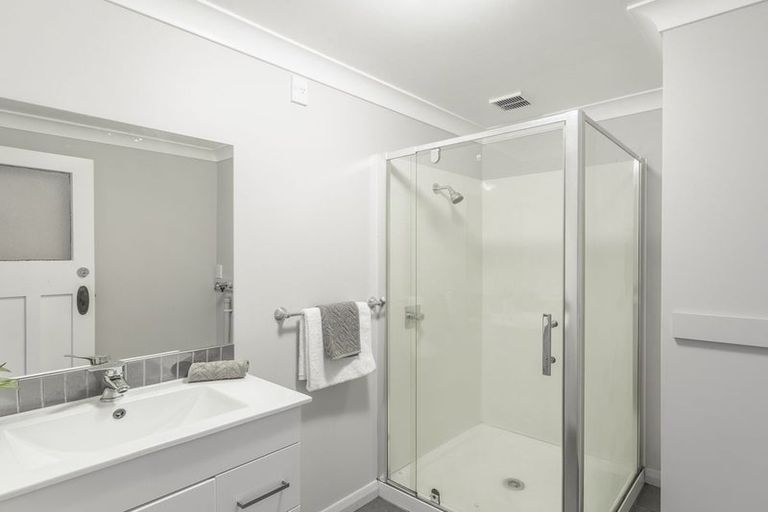 Photo of property in 84 Amohia Street, Paraparaumu, 5032