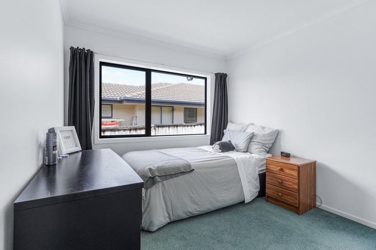 Photo of property in 1 Harrogate Place, Grandview Heights, Hamilton, 3200