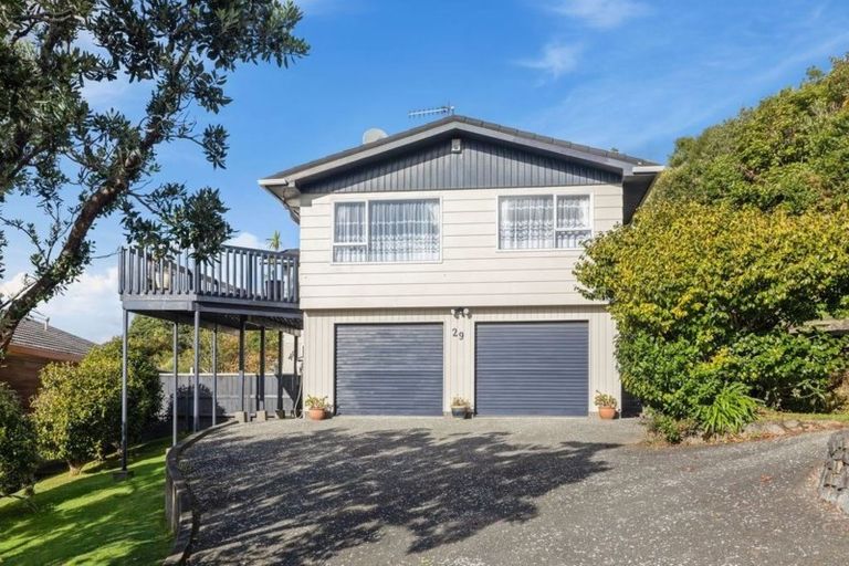 Photo of property in 29 Wisteria Grove, Maungaraki, Lower Hutt, 5010