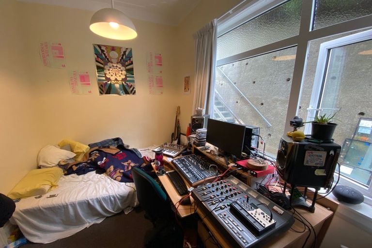 Photo of property in 119 Brougham Street, Mount Victoria, Wellington, 6011