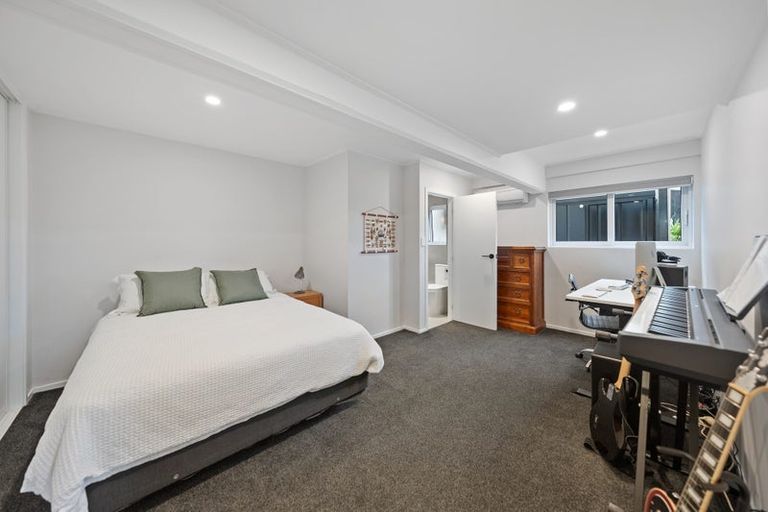 Photo of property in 132 Porritt Avenue, Chatswood, Auckland, 0626