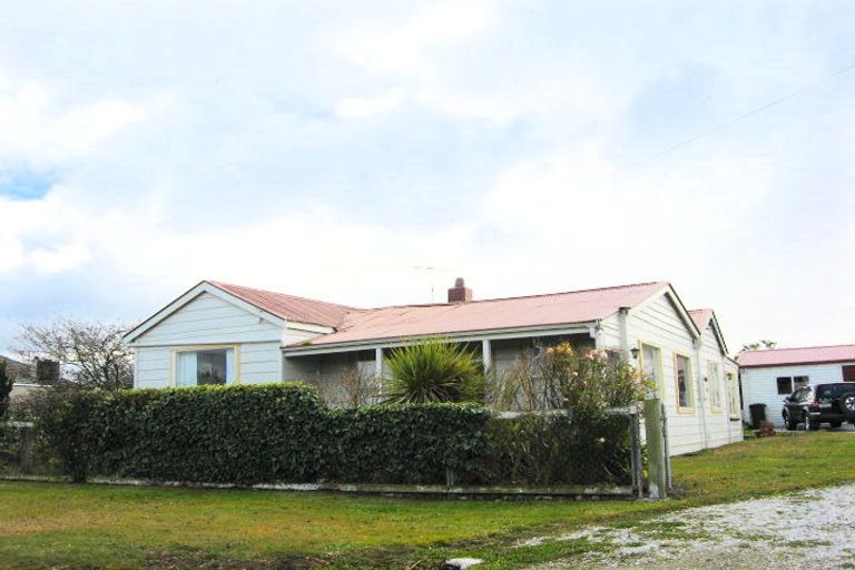 Photo of property in 28 Lincoln Street, Hampden, 9410