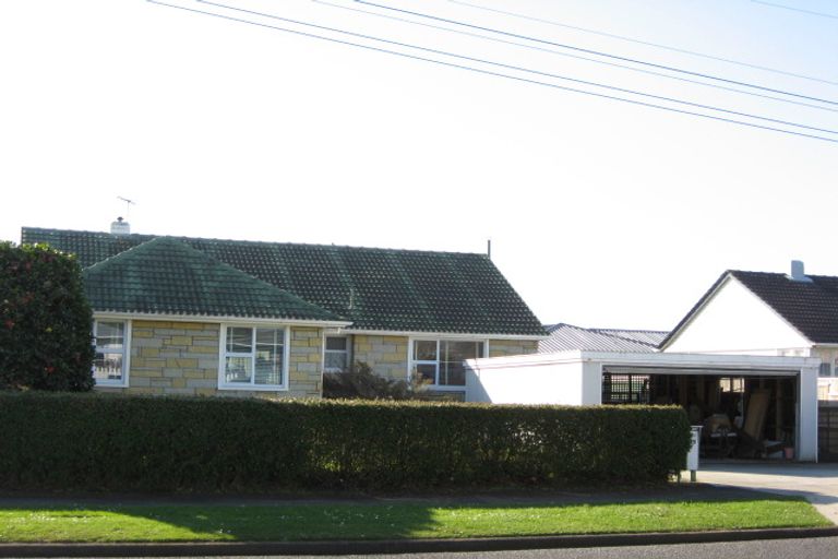 Photo of property in 19 Karaka Street, Merrilands, New Plymouth, 4312