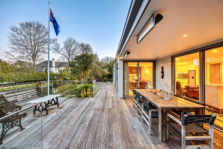 Photo of property in 12 Clifford Avenue, Merivale, Christchurch, 8014