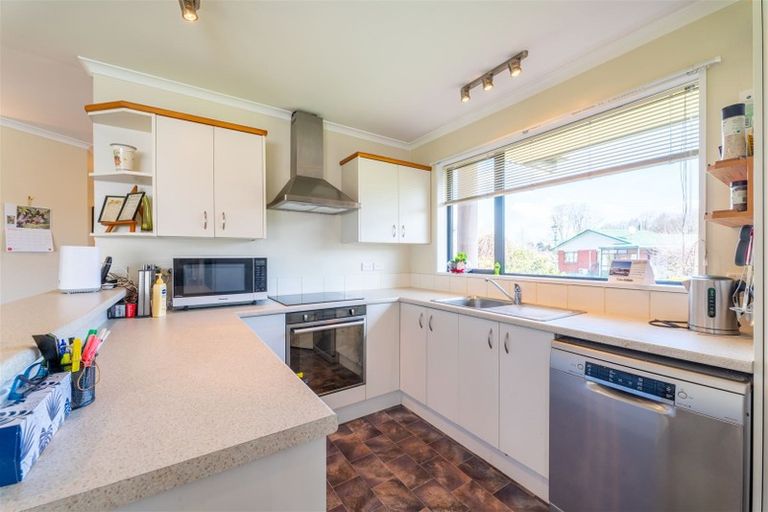 Photo of property in 33 Mckenzie Street, Geraldine, 7930