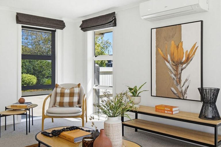 Photo of property in 22 Florence Avenue, Palmerston North, 4414