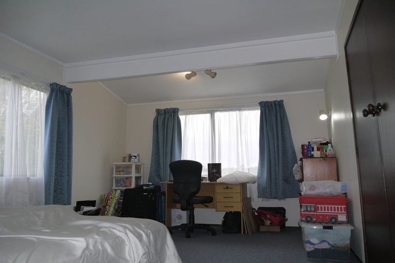 Photo of property in 104 Becroft Drive, Forrest Hill, Auckland, 0620