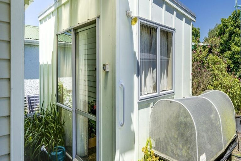 Photo of property in 308 Gascoigne Street, Raureka, Hastings, 4120