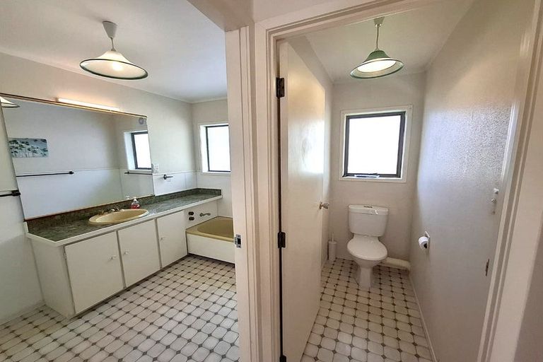 Photo of property in 80 Velma Road, Hillcrest, Auckland, 0627