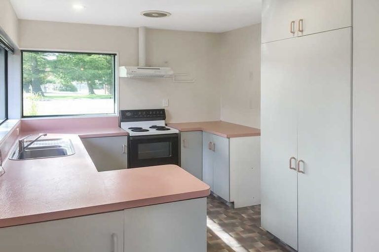 Photo of property in 530a Halswell Road, Halswell, Christchurch, 8025