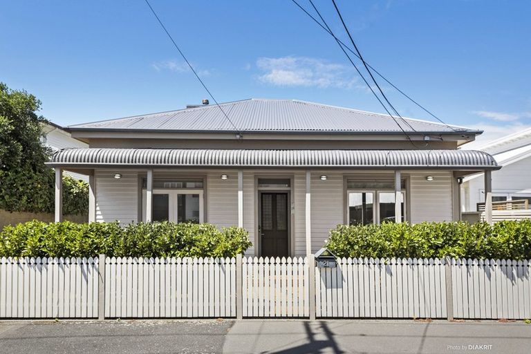 Photo of property in 21 Monro Street, Seatoun, Wellington, 6022