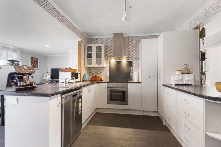 Photo of property in 151 Te Tomo Street, Te Awamutu, 3800