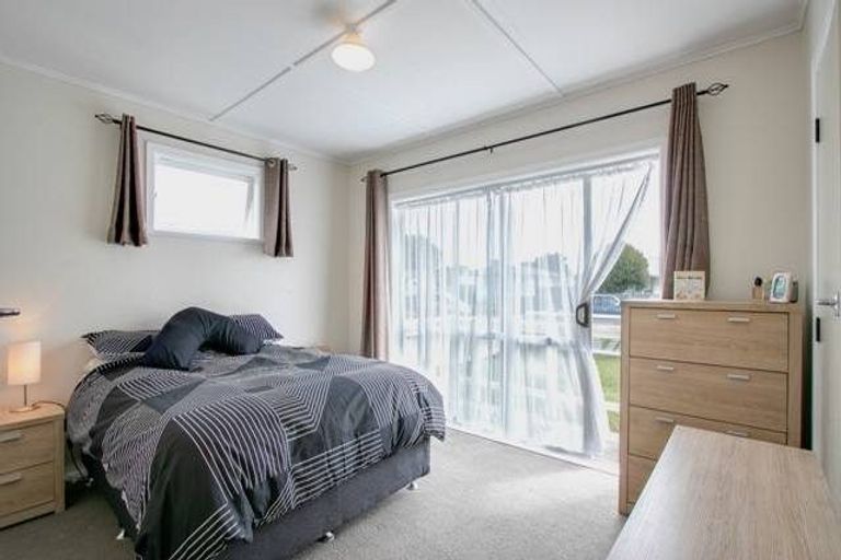 Photo of property in 7 Merton Crescent, Pirimai, Napier, 4112