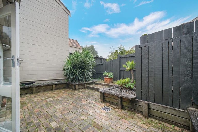 Photo of property in 15/8 Hamilton Road, Herne Bay, Auckland, 1011