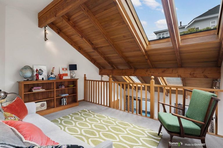 Photo of property in 14 Sefton Street, Wadestown, Wellington, 6012