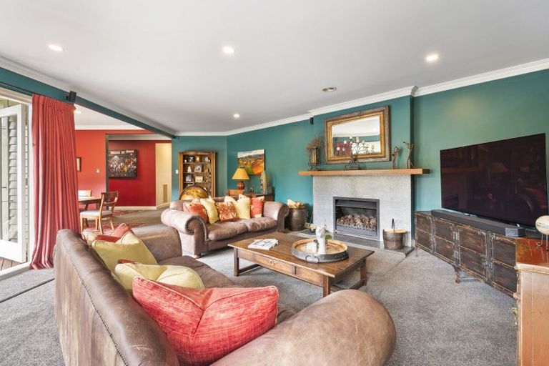 Photo of property in 19 Cremorne Avenue, Hokowhitu, Palmerston North, 4410